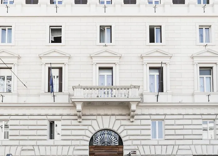 Glam Luxury * Rome