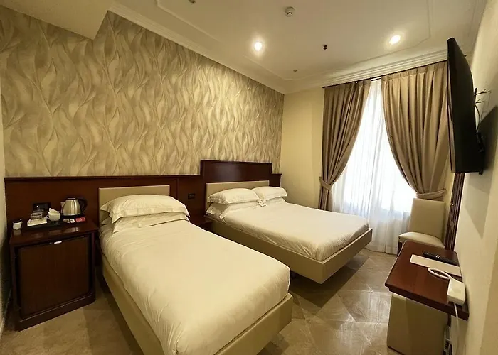 Glam Luxury